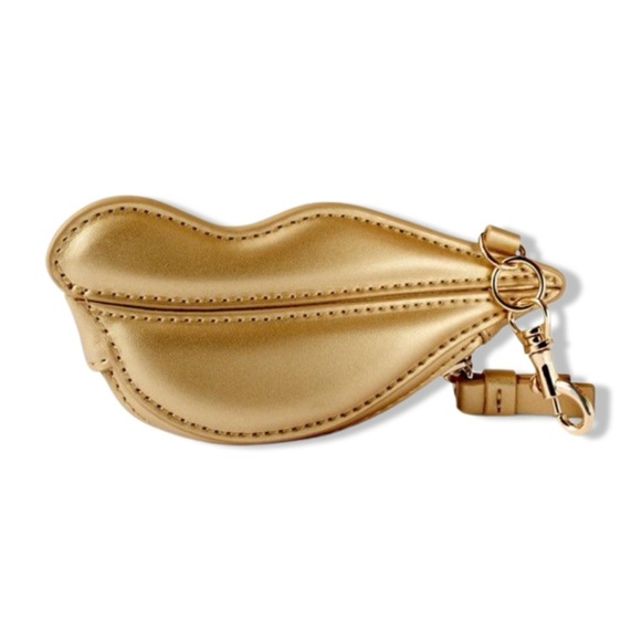 DVF x Target SOLD OUT Limited Edition | The Lips Coin Pouch | Gold - Picture 6 of 6